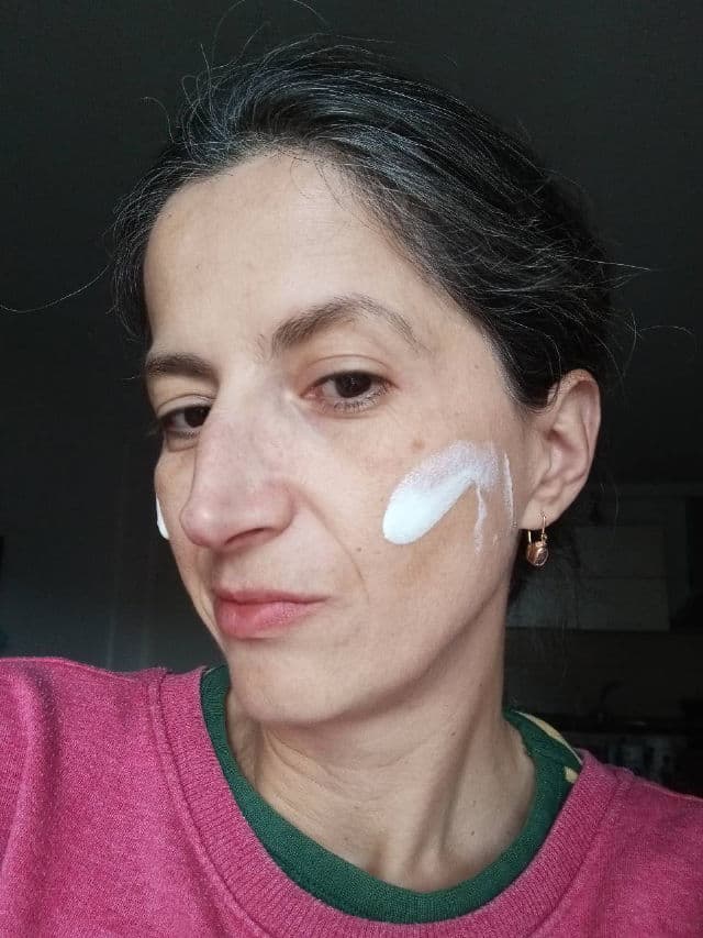 Hada Labo Super Moisturizer Sun Lotion SPF 50 review photo by MayoAna