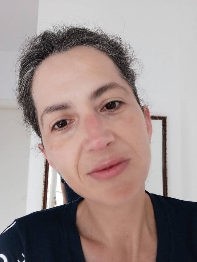 Rilastil Fluido SPF100+ review photo by MayoAna