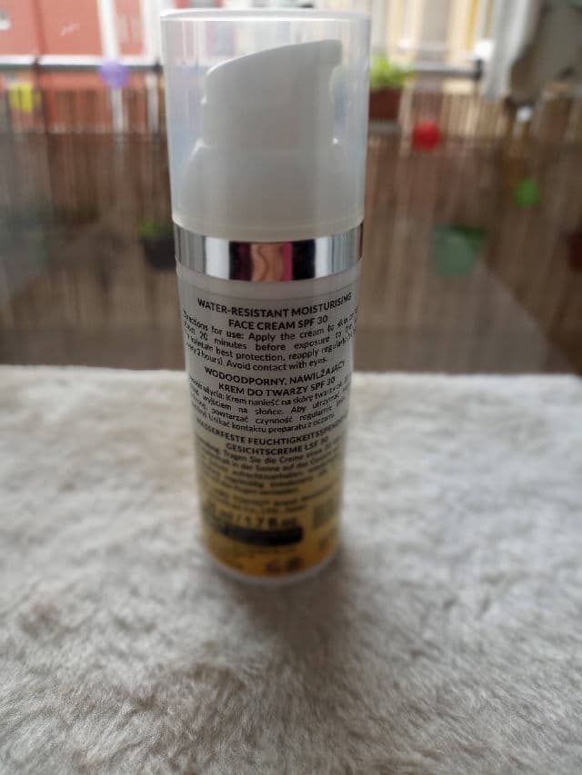 Hada Labo Super Moisturizer Sun Lotion SPF 50 review photo by MayoAna