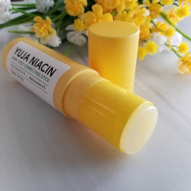Some By Mi Yuja Niacin Dark Spot Correcting Stick review photo by Hendrika01