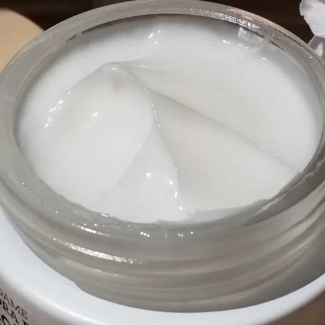 Cafe Dame Whitening Improvement Moisture Cream review photo by Hendrika01