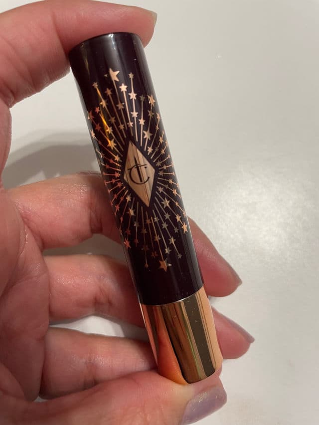 Charlotte Tilbury Hyaluronic Happikiss Lipstick Balm - Pillowtalk review photo by Beri1872
