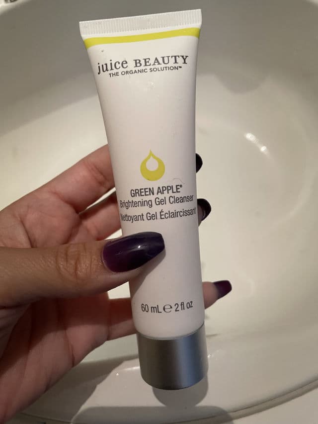 Juice Beauty GREEN APPLE Brightening Gel Cleanser review photo by Beri1872