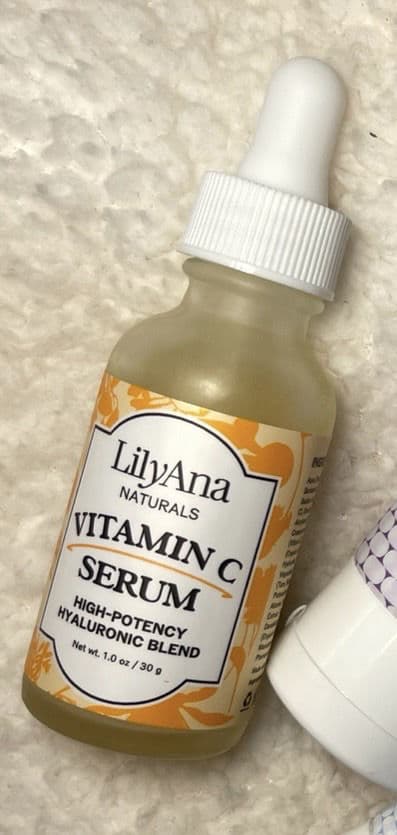 LilyAna Naturals Super C Serum review photo by Basili