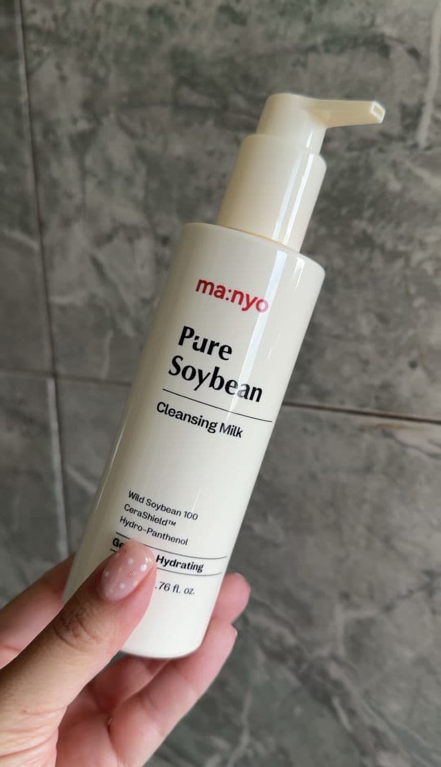 manyo Pure Soybean Cleansing Milk review photo by Gracevhg