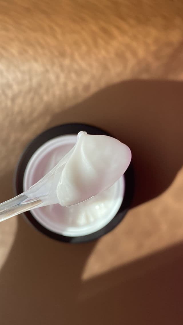 SKIN1004 Madagascar Centella Probio-Cica Enrich Cream review photo by greyingwithglow