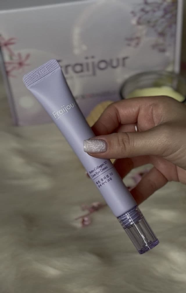 Fraijour Retin-Collagen 3D Core Cream review photo by Camelia95