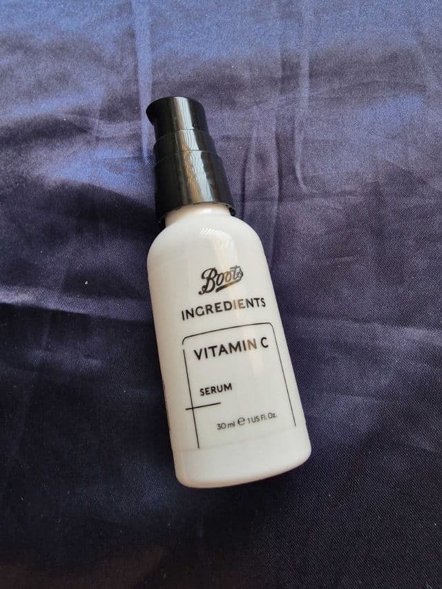 Boots Ingredients Vitamin C Serum review photo by izaKitty