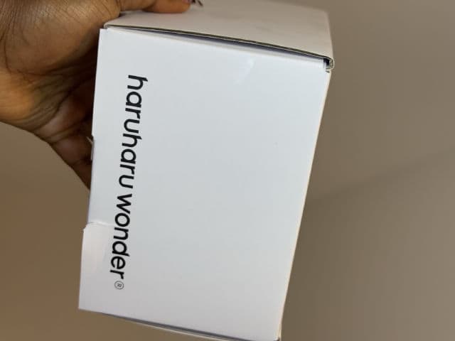 HaruHaru WONDER Black Bamboo Top-to-Toe SPF Veil SPF50+ PA++++ review photo by DeborahOye