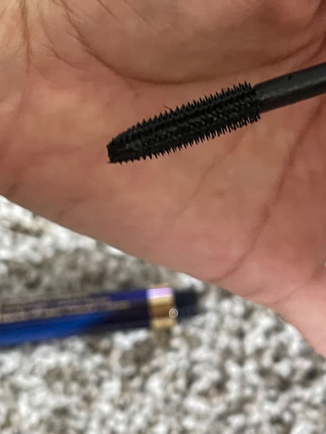 Estee Lauder Sumptuous Extreme Lash Multiplying Volume Mascara review photo by callmemrsgallego