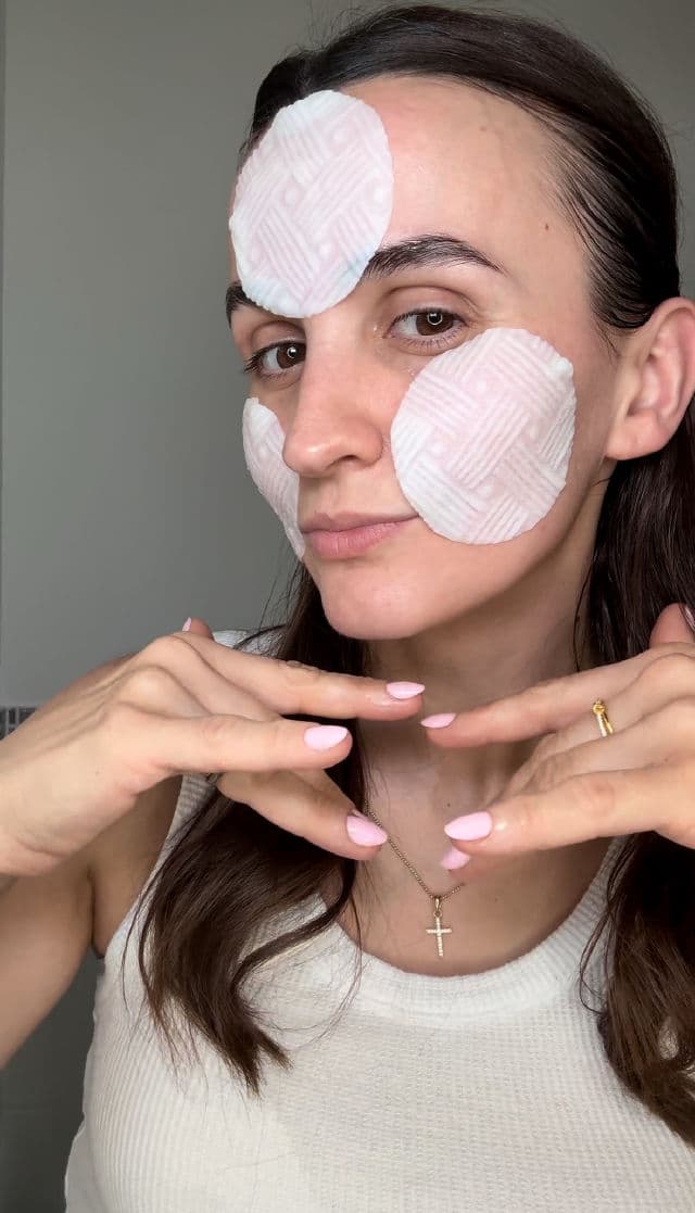 Centellian24 Madeca Mela Capture Ampoule Pad review photo by SBeauty