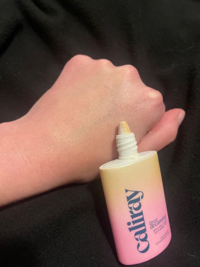 Caliray Freedreaming Clean Blurring Skin Tint review photo by MegD630