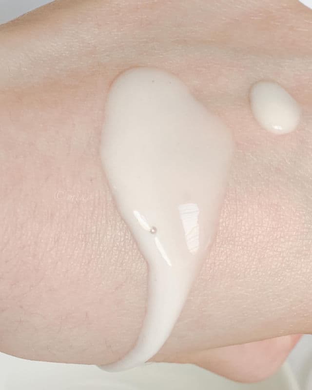 Hero Cosmetics Gentle Milky Cleanser review photo by MiaC