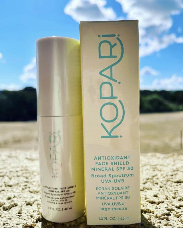 Kopari Antioxidant Face Shield Daily 100% Mineral SPF 30 review photo by kellsy2901