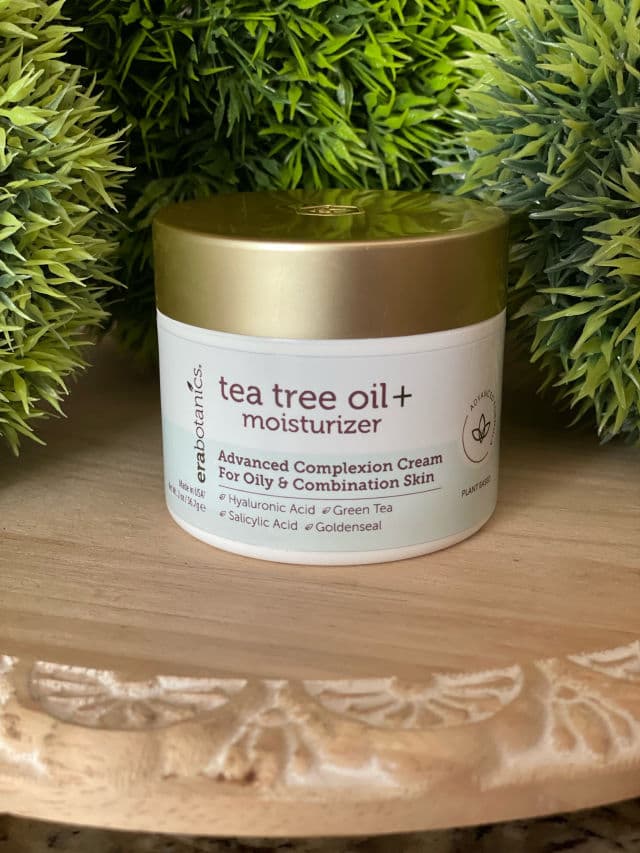 Era Organics Tea Tree Face Cream review photo by Browneyedgurl