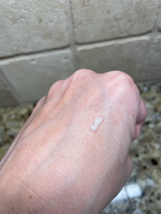 Caudalie Paris Resveratrol Lift Firming Eye-Gel Cream review photo by Browneyedgurl