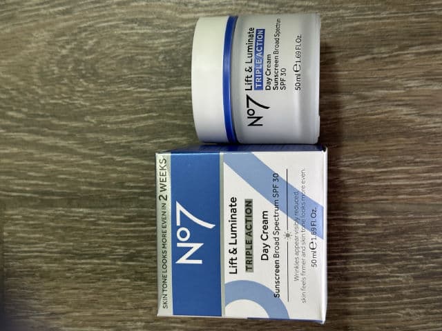 No7 Lift & Luminate Triple Action Day Cream SPF 30 review photo by pris9