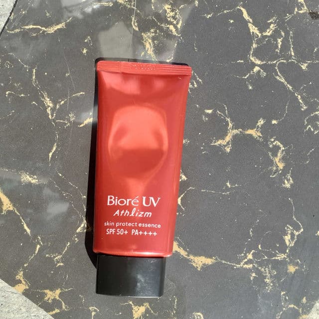 Biore UV Athlizm Skin Protect Essence SPF50+ PA++++ review photo by auliaasaf