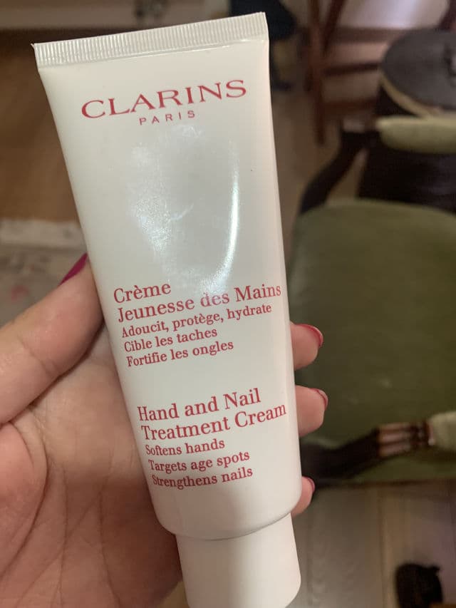 Clarins Hand and Nail Treatment Cream review photo by cams99