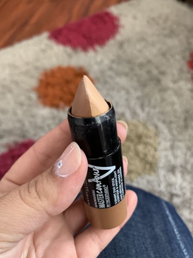 Maybelline Facestudio Master Contour V-Shape Duo Stick review photo by cams99