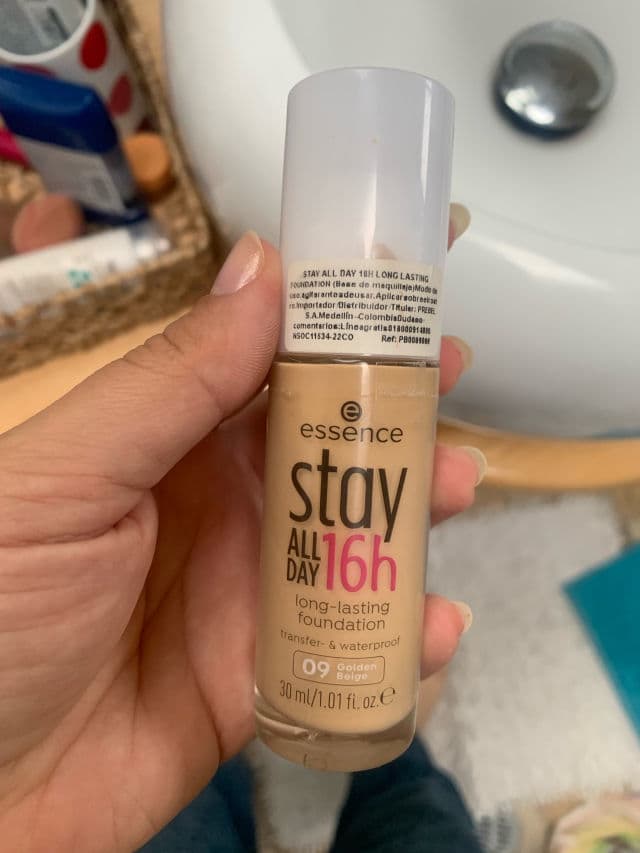 Essence Stay All Day 16h Long-Lasting Foundation review photo by cams99