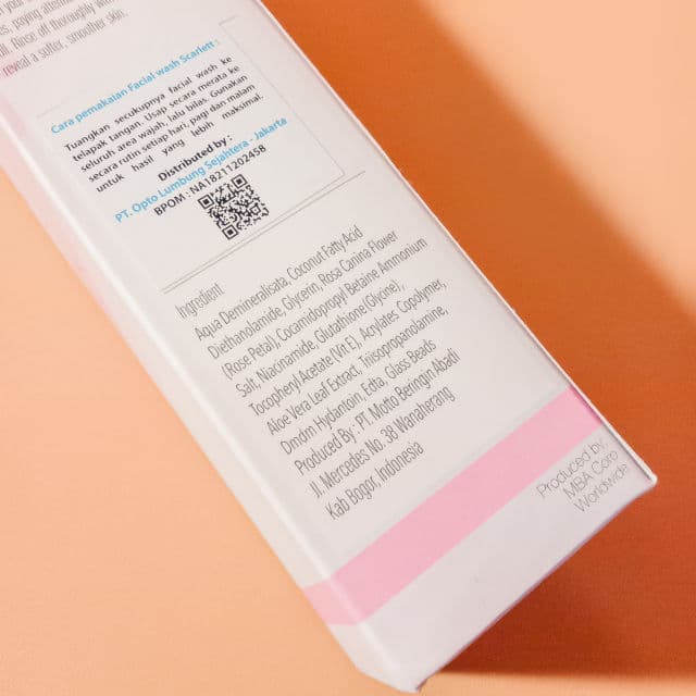 Scarlett Whitening Whitening Facial Wash Normal to Dry Skin review photo by yuliaskincare07