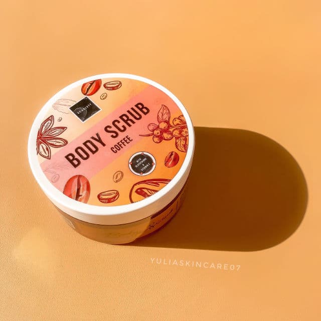 Scarlett Whitening Body Scrub Coffee review photo by yuliaskincare07