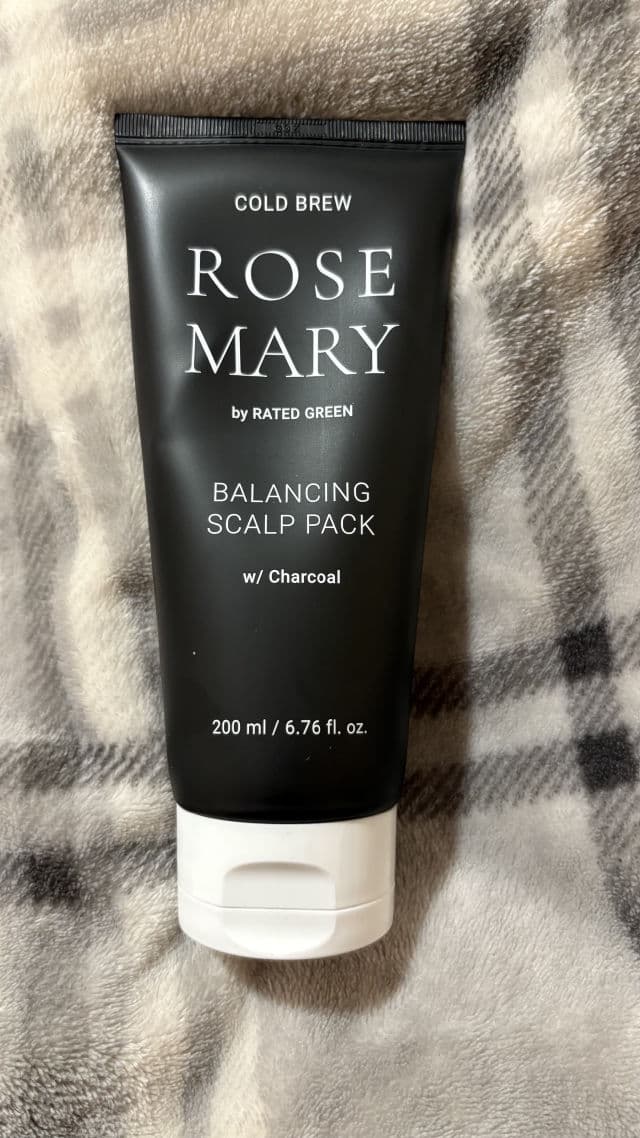 Rated Green Cold Brew Rosemary Balancing Scalp Pack with Charcoal review photo by YairaSoriano