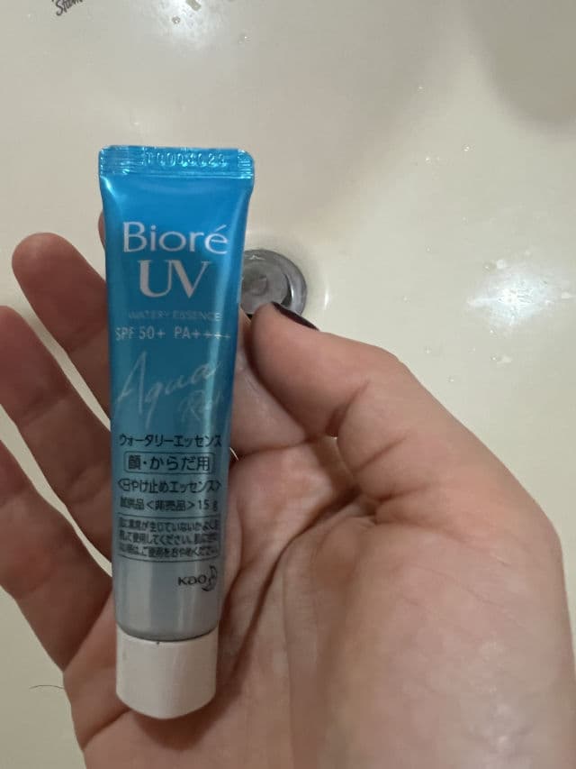 Biore Aqua Rich Watery Essence Cool with SPF50+PA++++ review photo by Olga33