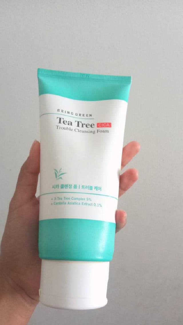 Bring Green Tea Tree Trouble Cleansing Foam  review photo by kaykhinemon