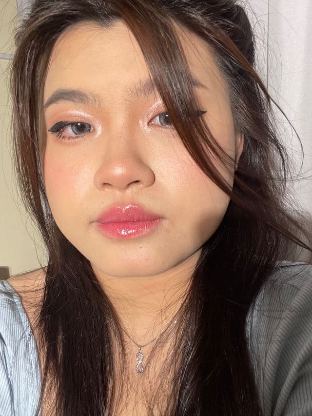 Somethinc 01 Bishop review photo by leonamaitrea