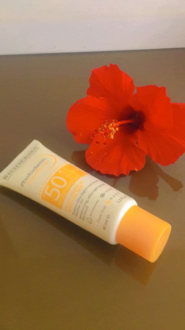 Bioderma Photoderm Aquafluide Sun Active Defense SPF50+ review photo by WithHina