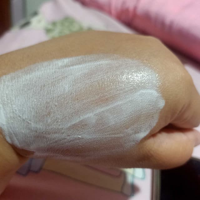Some By Mi V10 Hyal Antioxidant Sunscreen SPF50+ PA++++ review photo by Mhadssie