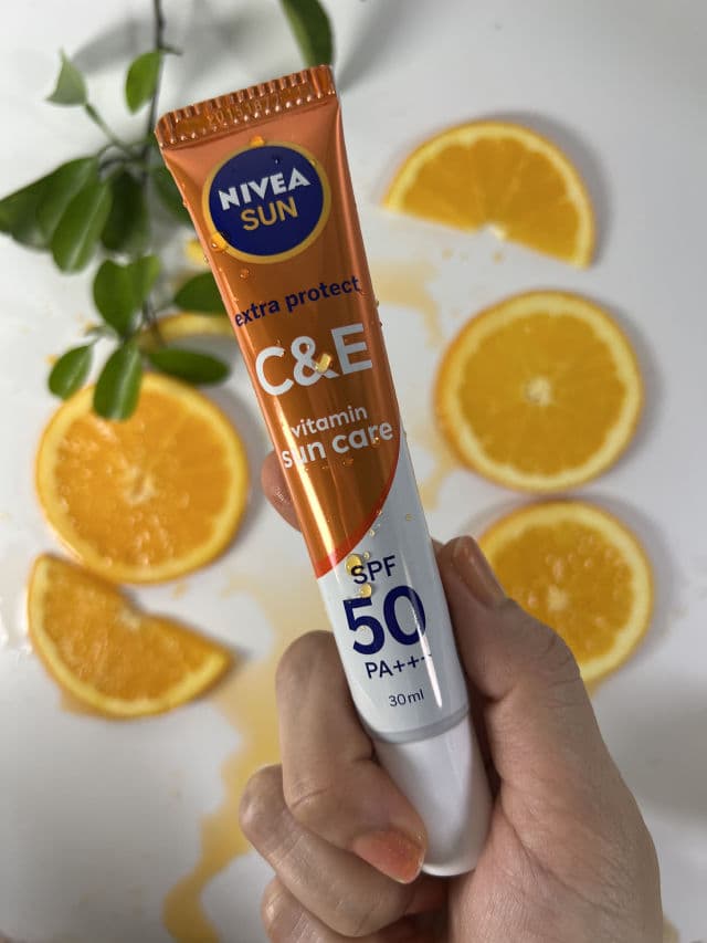 Nivea Sun Extra Protect C&E Vitamin Suncare SPF50 PA+++ review photo by devydshop