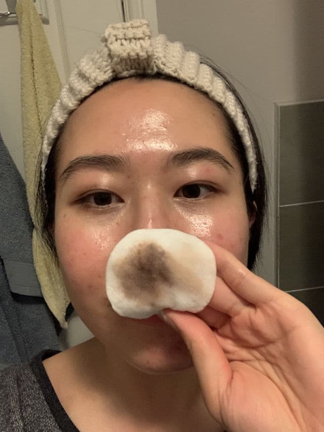 INNISFREE Apple Seed Lip & Eye Make Up Remover review photo by NatalieP