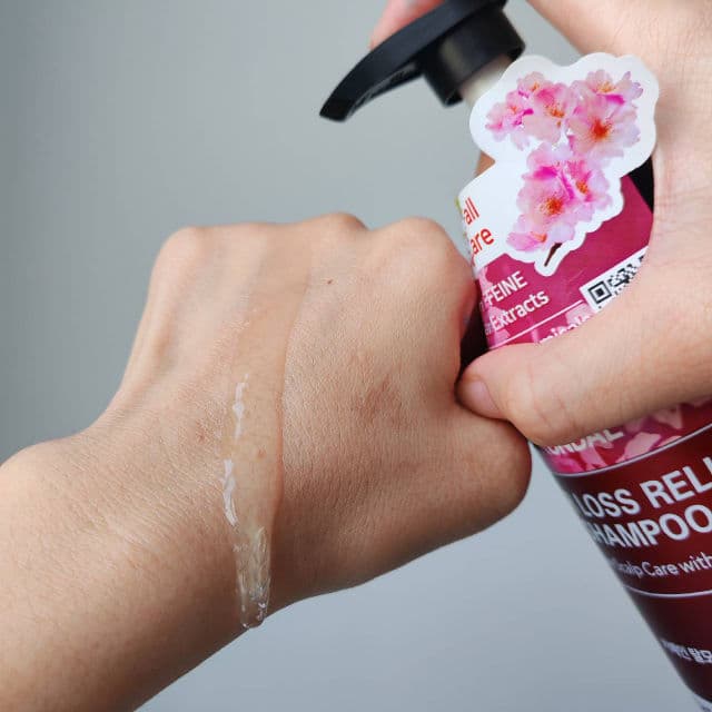 Kundal Hair Loss Relief Shampoo -  Cherry Blossom review photo by kaoriskincarejournal