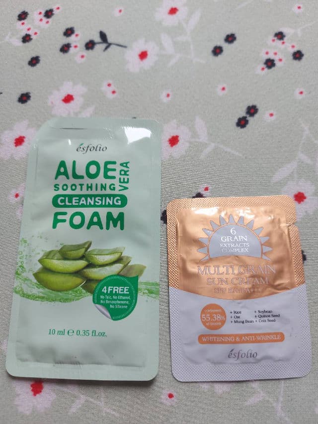 ESFOLIO Aloe Vera Soothing Cleansing Foam review photo by caerusnana