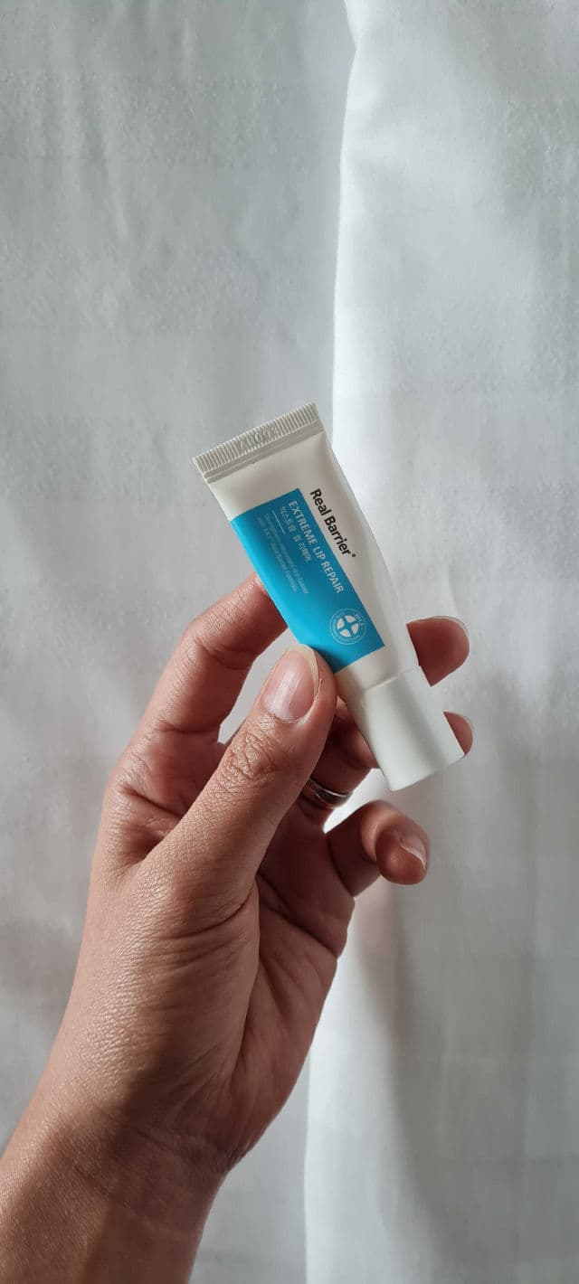 Real Barrier Extreme Lip Repair review photo by veagee
