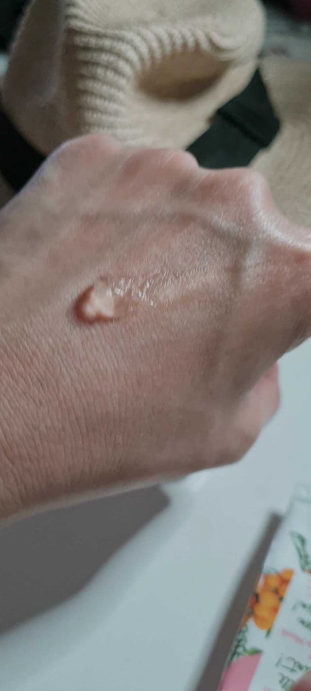 YVES ROCHER Radiance Mask review photo by veagee