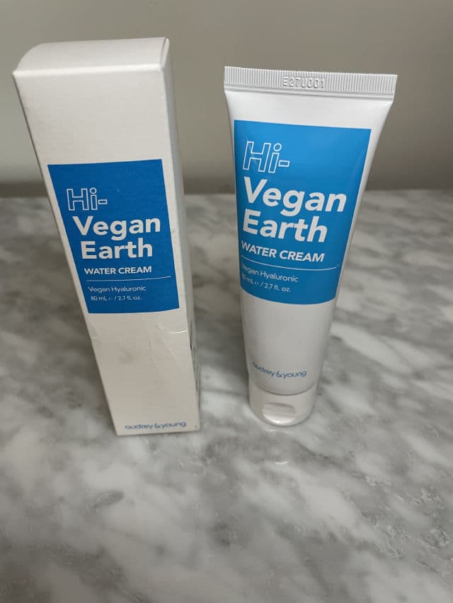 Audrey & Young Hi Vegan Earth Water Cream review photo by StatMaster314