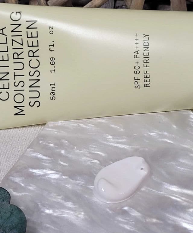 One Thing Centella Moisturizing Sunscreen SPF50+ PA++++ review photo by beautywithdanni