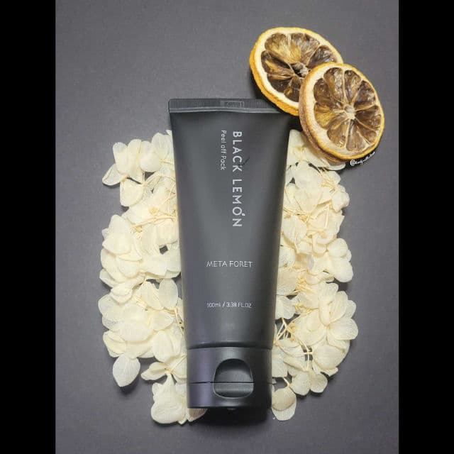 Meta Foret Black Lemon Peel Off Pack review photo by beautywithdanni
