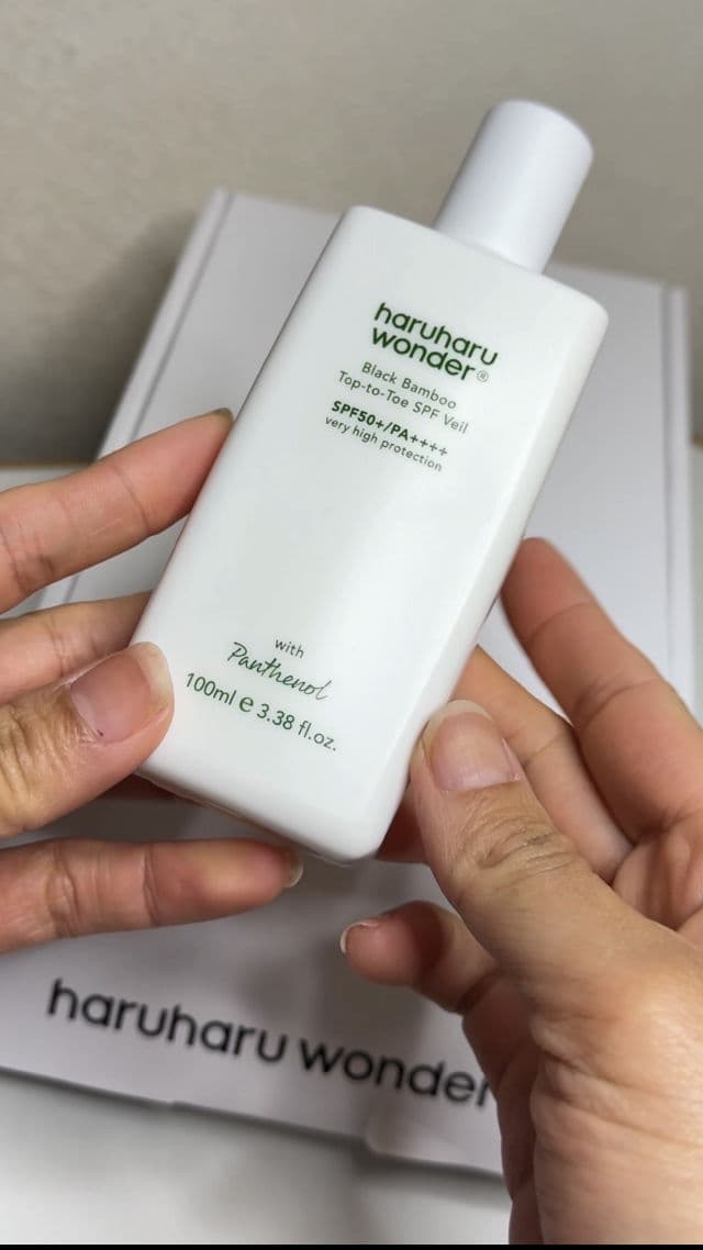 HaruHaru WONDER Black Bamboo Top-to-Toe SPF Veil SPF50+ PA++++ review photo by Tashy