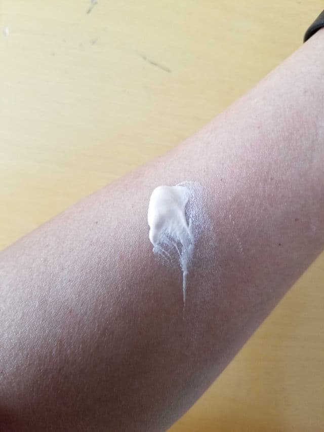 Aspasia Brightening UV Sun Block SPF50+ PA+++ review photo by skintastica