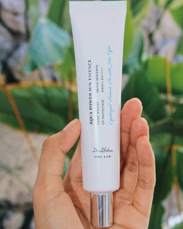 Dr. Althea Aqua Power Sun Essence SPF50+ PA++++ review photo by skeengeeks