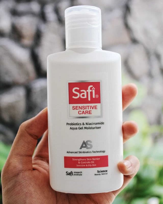 Safi Sensitive Care Probiotics & Niacinamide Aqua Gel Moisturiser	 review photo by skeengeeks