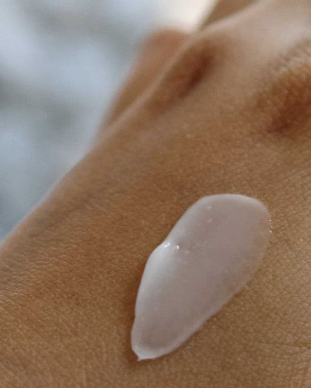 Suu Balm Cooling Itch Relief Facial Moisturizer review photo by skeengeeks