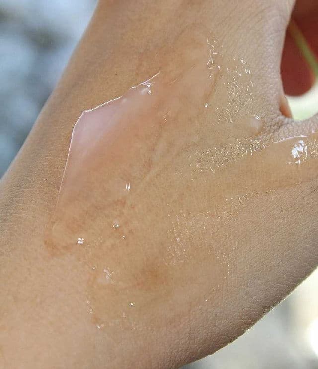 Maxclinic Pro Edition Hydro Firming Gel Cream  review photo by skeengeeks