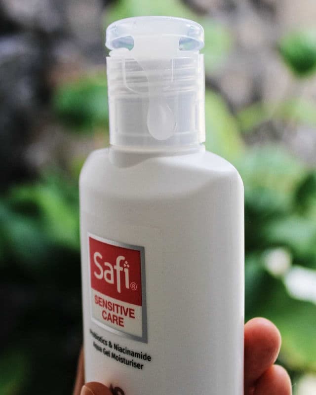 Safi Sensitive Care Probiotics & Niacinamide Aqua Gel Moisturiser	 review photo by skeengeeks