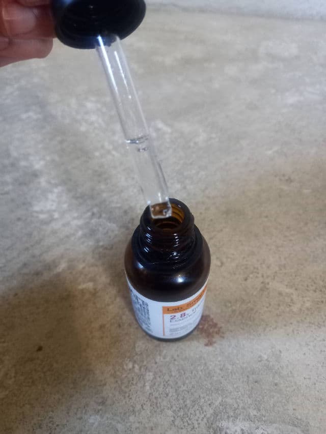 Dr. Hsieh Lab. Smart Classic 2.8% Tranexamic Acid Essence review photo by LaureThithu